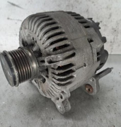 Alternateur VOLKSWAGEN PASSAT 5 Photo n°1