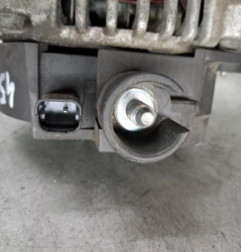 Alternateur PEUGEOT 308 2 Photo n°3