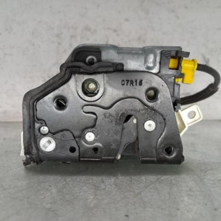 Serrure arriere droit AUDI A1 1 Photo n°1