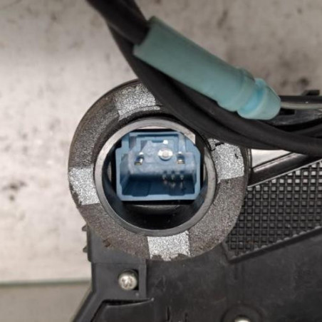 Serrure avant gauche DAIHATSU MATERIA