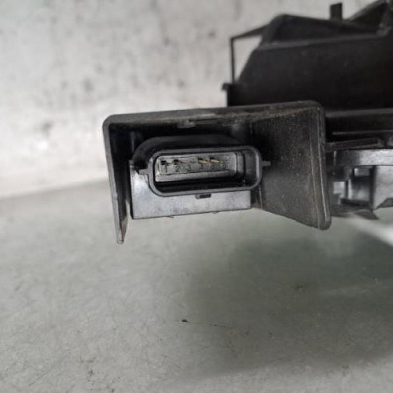 Serrure arriere gauche RENAULT SCENIC 4