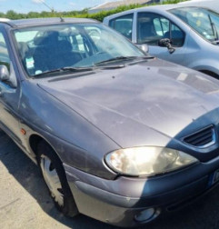 Moteur essuie glace avant RENAULT MEGANE 1 Photo n°7