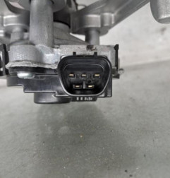 Moteur essuie glace avant TOYOTA YARIS 4