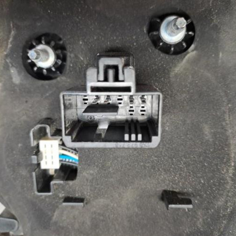 Feu arriere secondaire gauche (feux) VOLKSWAGEN GOLF 7