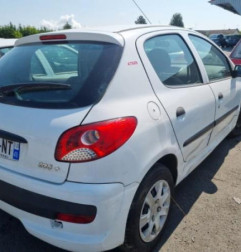 Boite de vitesses PEUGEOT 206+ Photo n°4