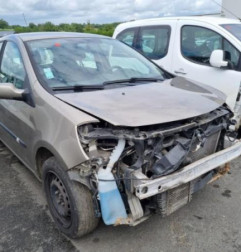 Feu arriere principal droit (feux) RENAULT CLIO 3 Photo n°4