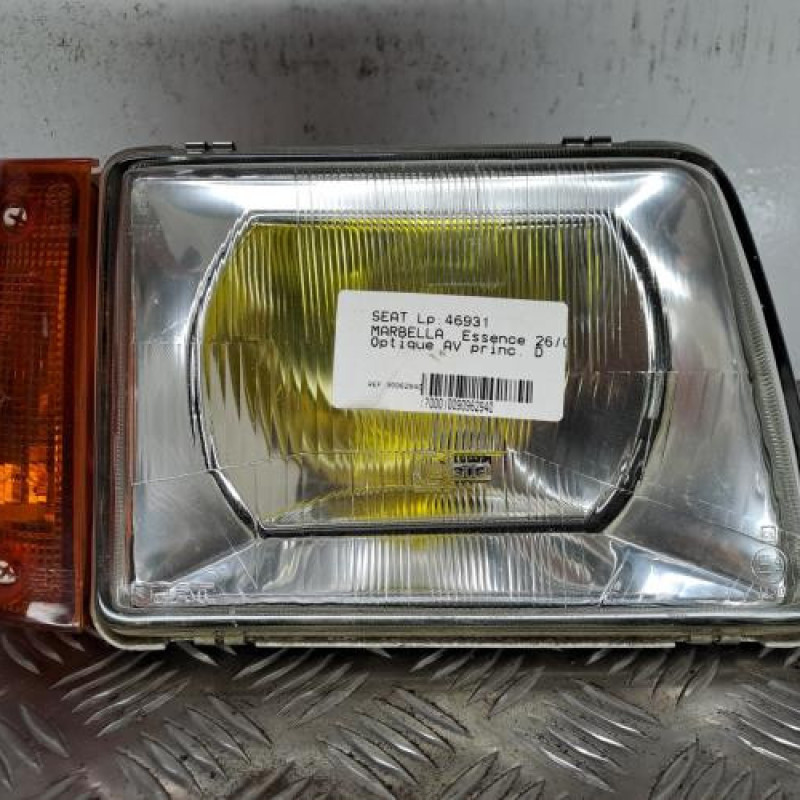 Optique avant principal droit (feux)(phare) SEAT MARBELLA