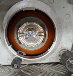 Optique avant principal droit (feux)(phare) SEAT MARBELLA Photo n°4