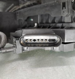 Serrure avant gauche FORD FOCUS 3 Photo n°1