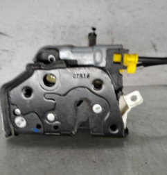 Serrure avant droit AUDI A1 1 Photo n°1