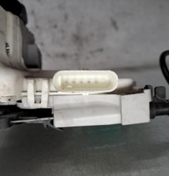 Serrure avant droit AUDI A1 1 Photo n°5