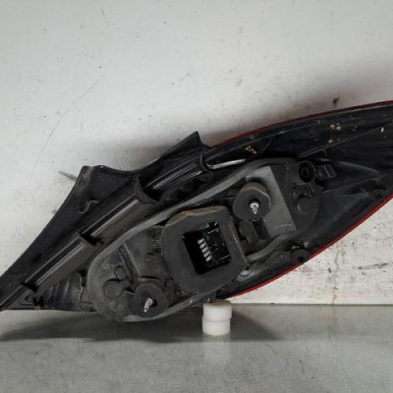 Feu arriere principal gauche (feux) OPEL CORSA D