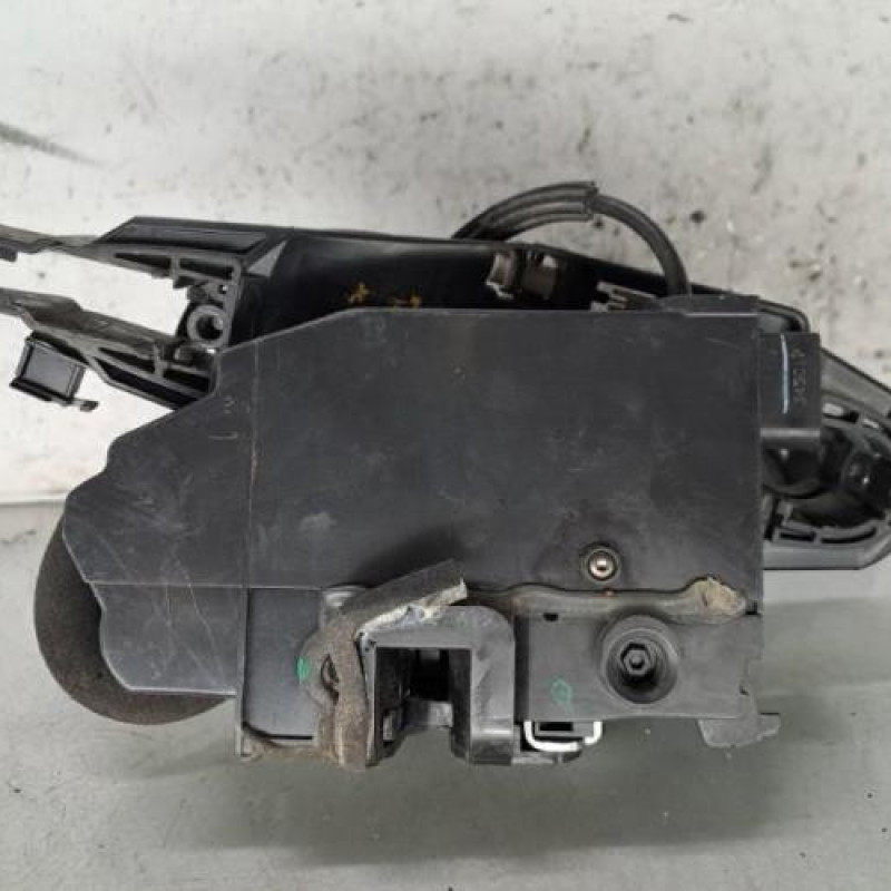 Serrure avant gauche PEUGEOT 308 2