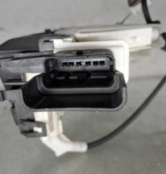 Serrure avant gauche PEUGEOT 5008 1