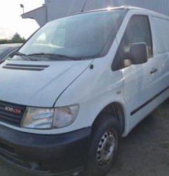 Aile avant droit MERCEDES VITO 638 Photo n°4