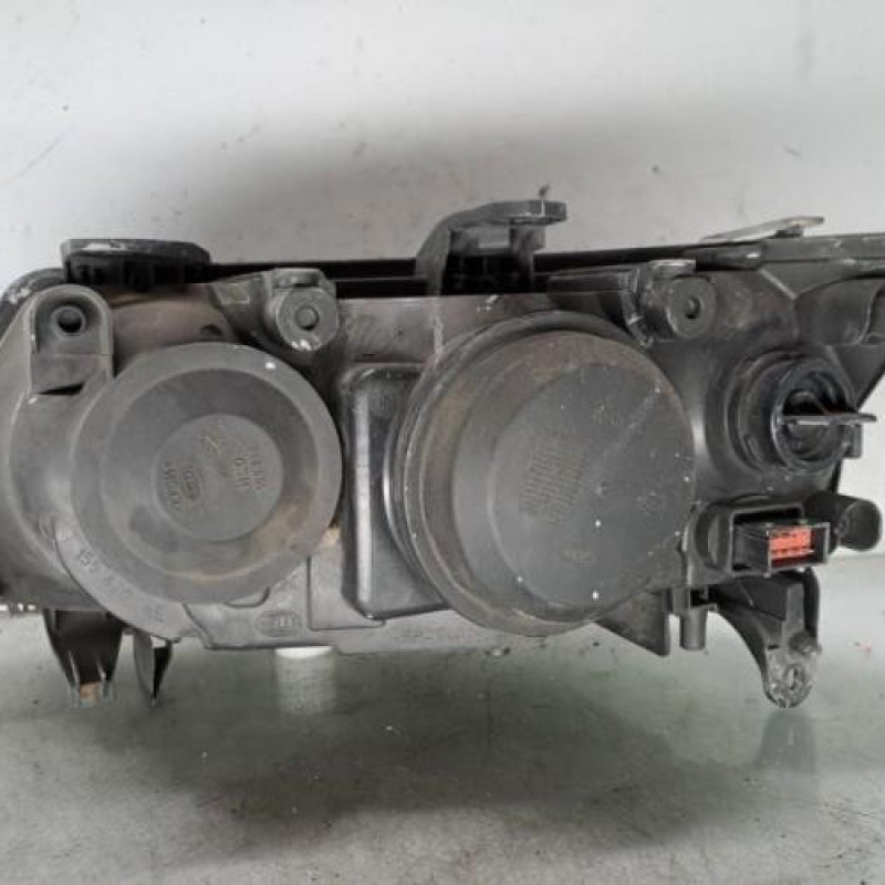 Optique avant principal gauche (feux)(phare) SAAB 9.3 2
