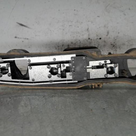 Platine feu arriere gauche DACIA LOGAN 1