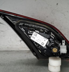 Feu arriere secondaire droit (feux) OPEL CORSA E Photo n°4