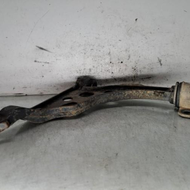 Triangle avant droit PEUGEOT BOXER 1