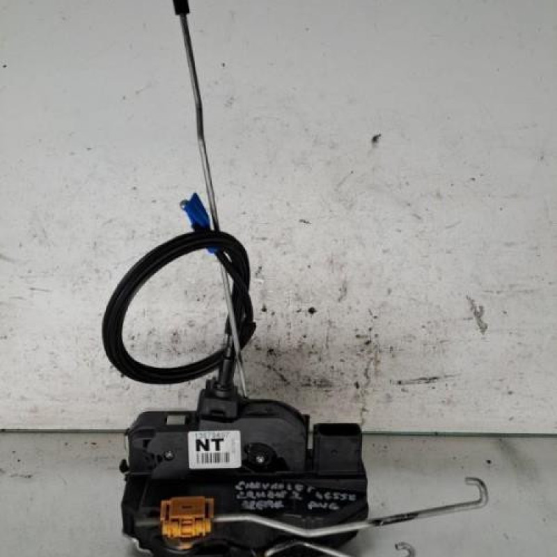 Serrure avant gauche CHEVROLET CRUZE