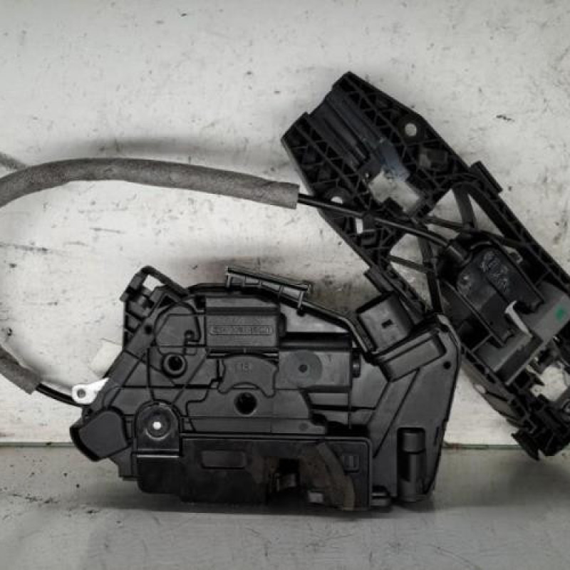 Serrure avant droit VOLKSWAGEN UP