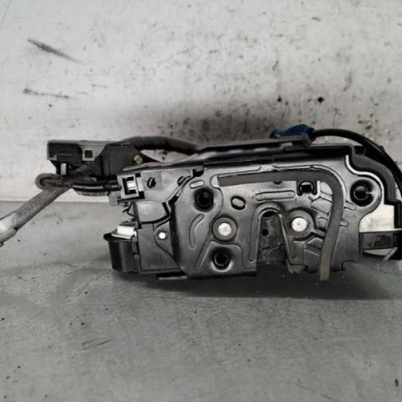 Serrure avant gauche VOLKSWAGEN UP