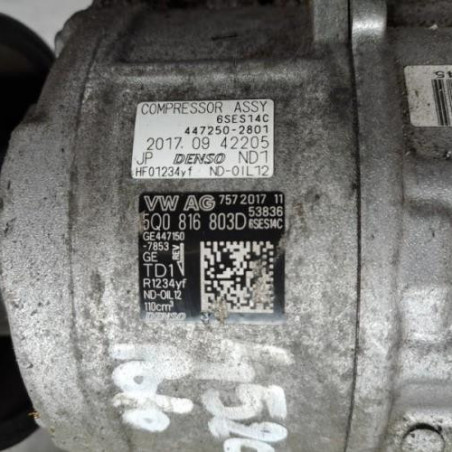 Compresseur clim VOLKSWAGEN POLO 6 Photo n°1