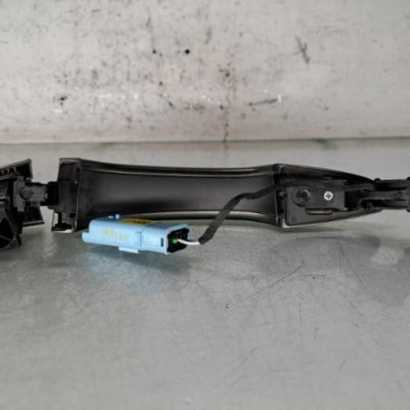 Poignee porte avant droit PEUGEOT 3008 2