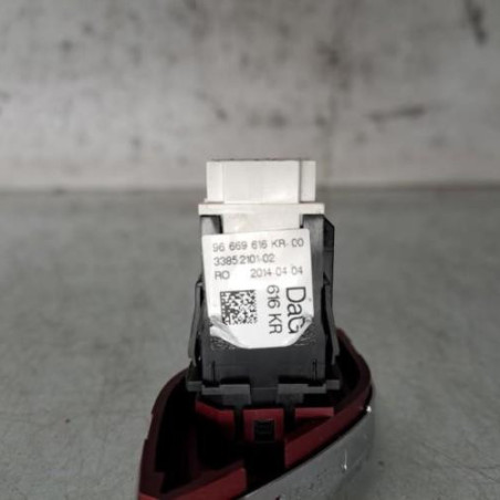 Bouton de warning CITROEN DS3 Photo n°1