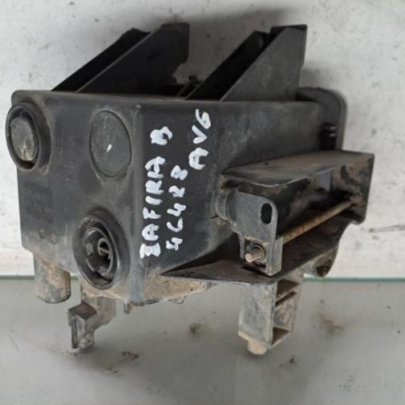 Anti brouillard gauche (feux) OPEL ZAFIRA B