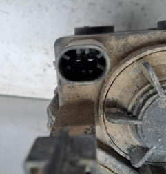 Anti brouillard gauche (feux) OPEL ZAFIRA B Photo n°3