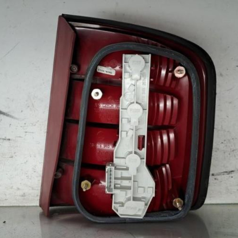 Feu arriere principal gauche (feux) SKODA FABIA 1