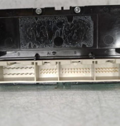 Commande chauffage VOLKSWAGEN GOLF 4 Photo n°1