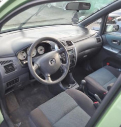 Feu arriere principal droit (feux) MAZDA PREMACY Photo n°4