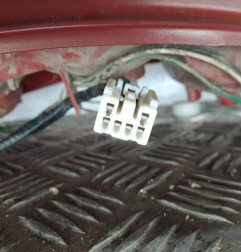 Feu arriere principal gauche (feux) MAZDA PREMACY Photo n°3