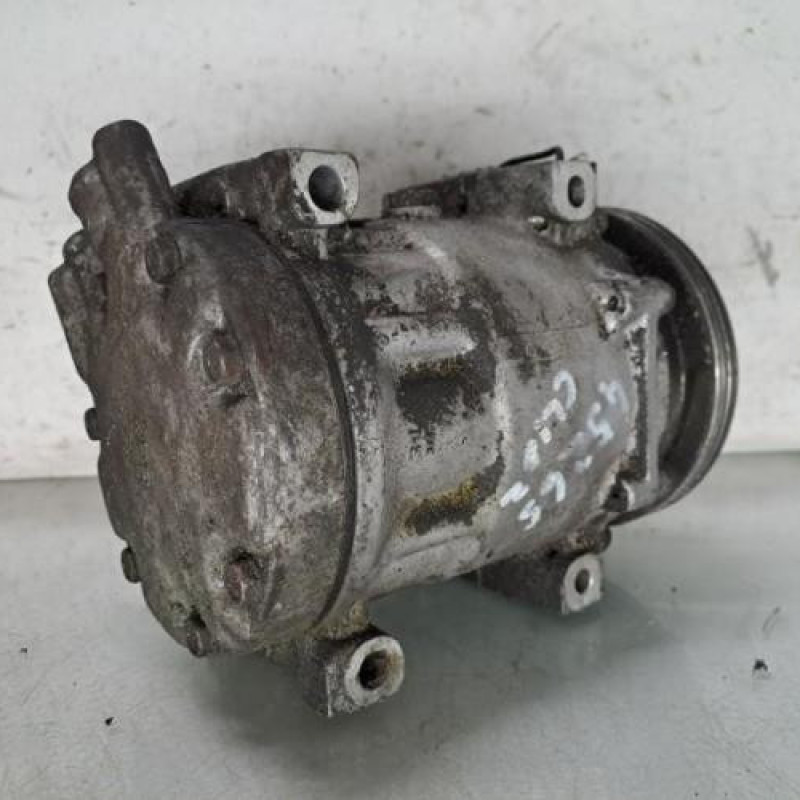 Compresseur clim RENAULT CLIO 2