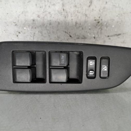 Interrupteur de leve vitre avant gauche TOYOTA AURIS 1