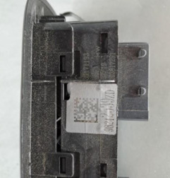 Interrupteur de leve vitre avant gauche PEUGEOT 2008 1