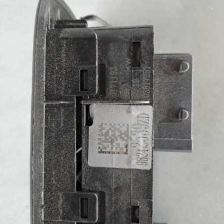 Interrupteur de leve vitre avant gauche PEUGEOT 2008 1