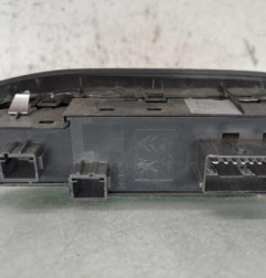 Interrupteur de leve vitre avant gauche PEUGEOT 2008 1 Photo n°4