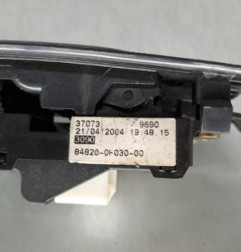 Interrupteur de leve vitre avant gauche TOYOTA COROLLA VERSO 2 Photo n°1