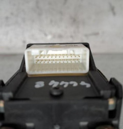 Interrupteur de leve vitre avant gauche TOYOTA COROLLA VERSO 2 Photo n°4