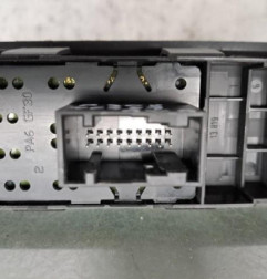 Interrupteur de leve vitre avant gauche PEUGEOT 308 1