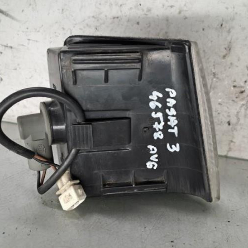 Optique avant secondaire gauche (feux)(clignotant) VOLKSWAGEN PASSAT 3