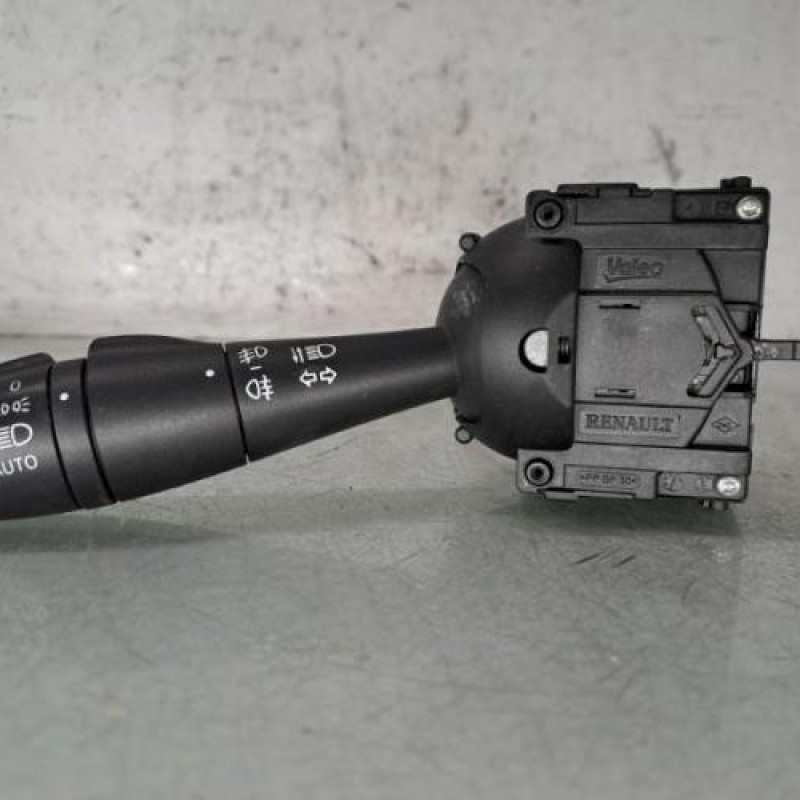 Commodo phare RENAULT CLIO 4