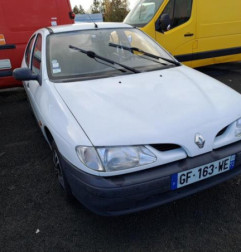 Moteur essuie glace avant RENAULT MEGANE 1 Photo n°6