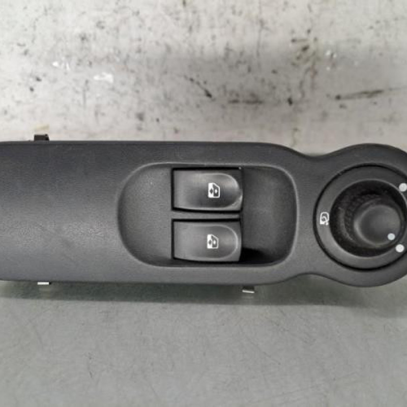 Interrupteur de leve vitre avant gauche RENAULT GRAND MODUS