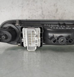 Interrupteur de leve vitre avant gauche RENAULT TWINGO 2