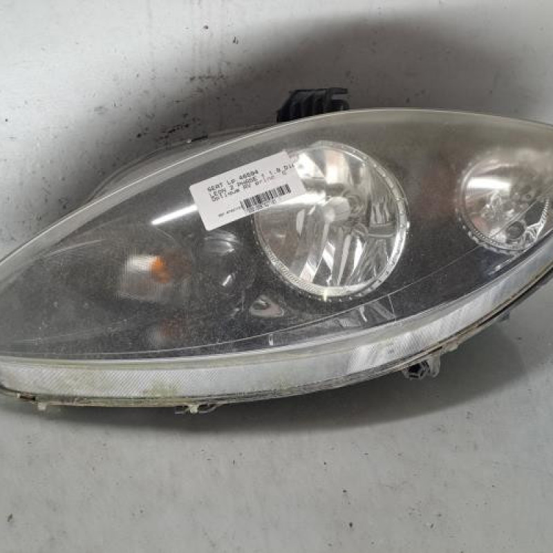 Optique avant principal gauche (feux)(phare) SEAT LEON 2