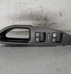 Interrupteur de leve vitre avant gauche SEAT ALTEA Photo n°1